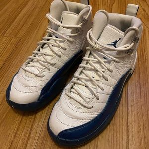 Jordan 12 basketball sneakers for boys size 5.5